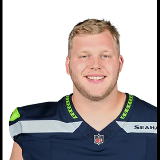 Rylie Mills Madden 27 player portrait